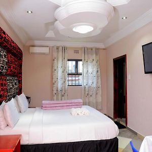 Yeoville Hotel